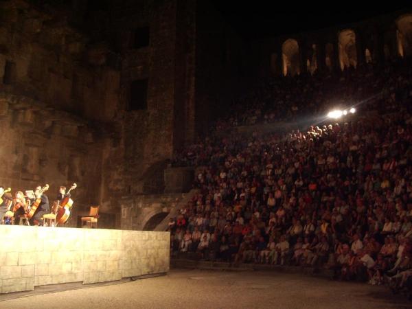 Аспендос. Концерт в настоящем колизее. Aspendos. Concert in real coliseum.